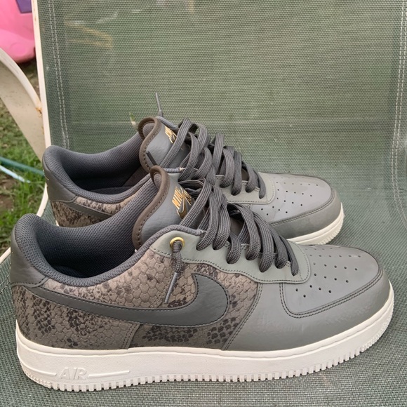 nike air force dark stucco